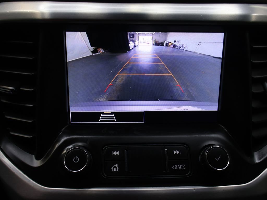 Used 2020 GMC Acadia SLE w/ Driver Convenience Package FWD image 23