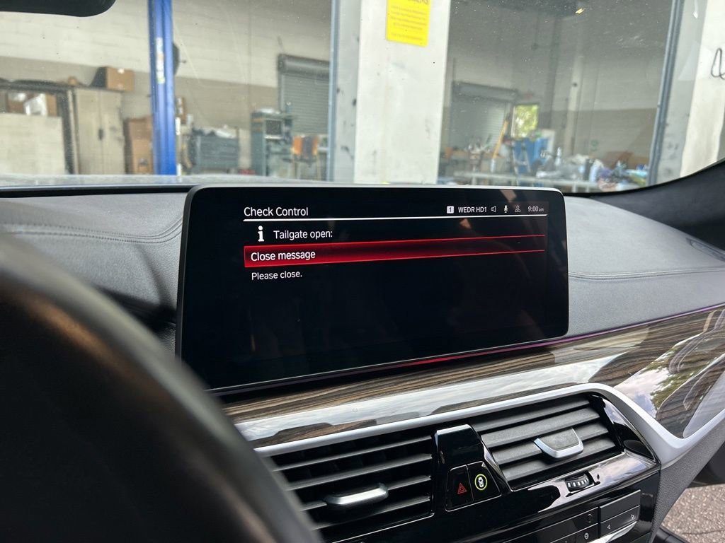 Used 2022 BMW M5 w/ Executive Package image 12