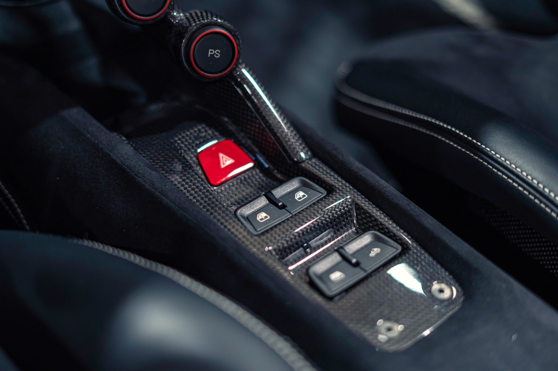 Used 2020 Ferrari 488 Pista Spider RWD image 25