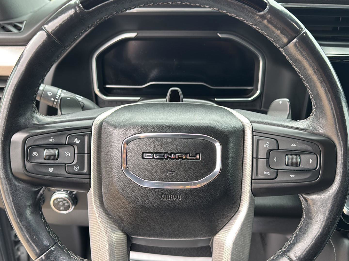 Used 2023 GMC Sierra 1500 Denali w/ Technology Package image 12