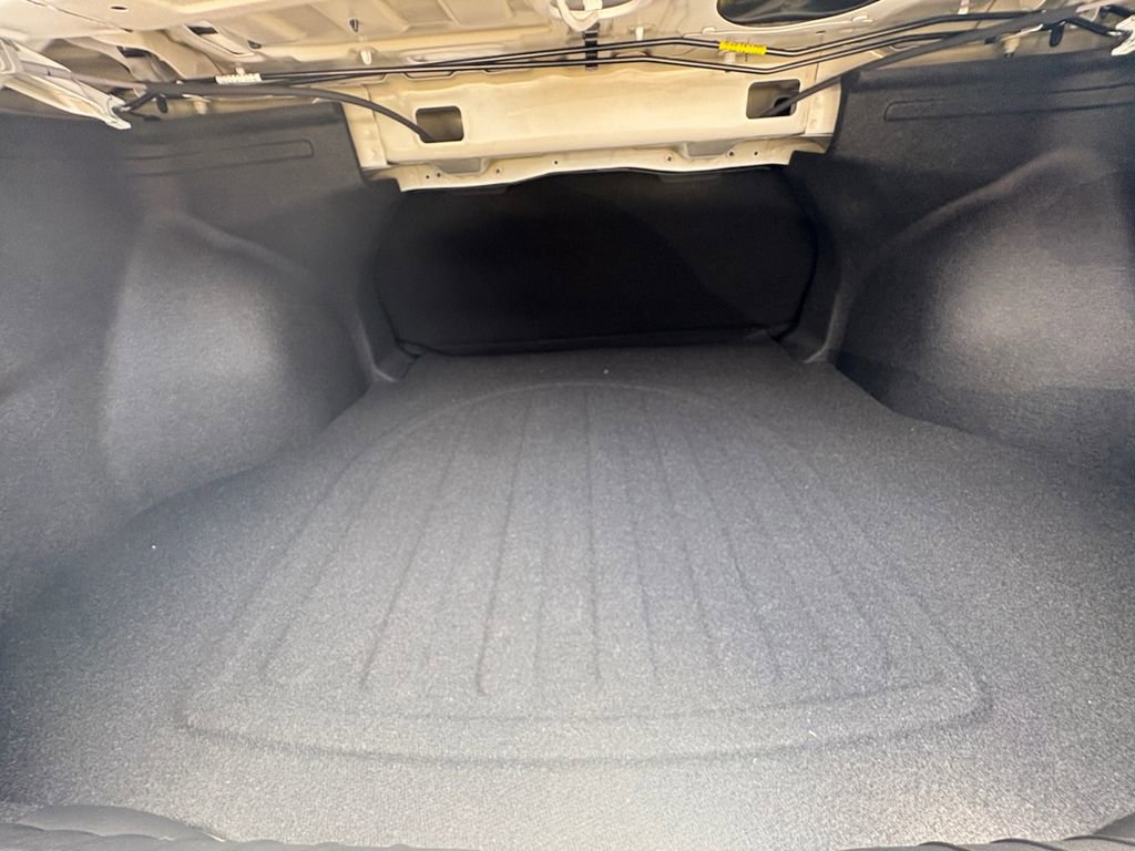 New 2026 Hyundai Elantra SE FWD image 16