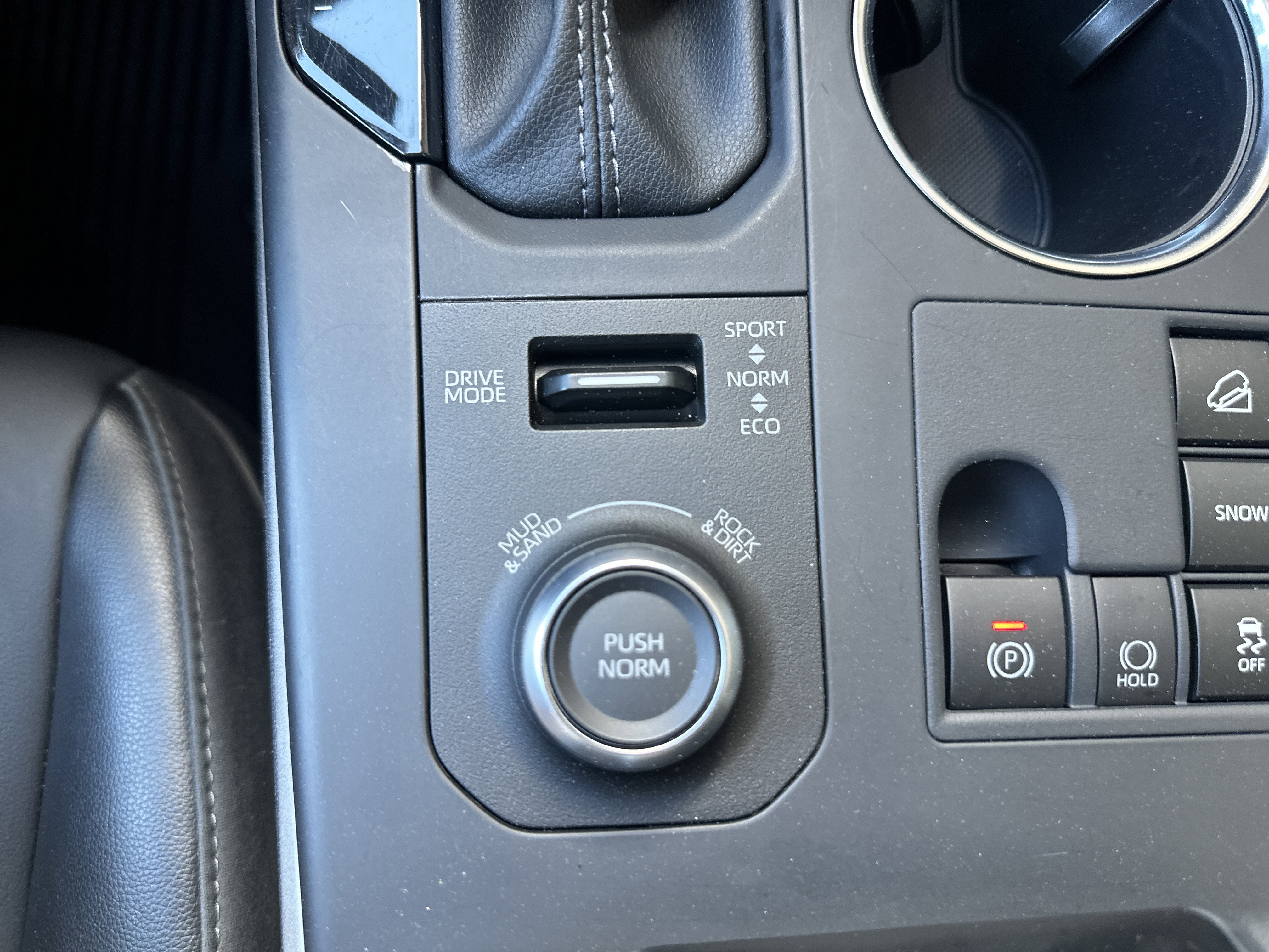 Certified 2025 Toyota Highlander XSE AWD/4WD image 38