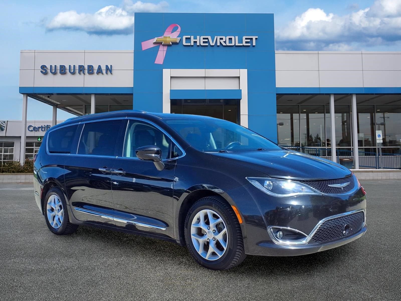 Used 2018 Chrysler Pacifica Touring-L w/ Advanced Safetytec Group FWD image 3