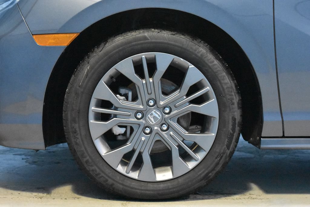 Used 2026 Honda Odyssey Touring image 27