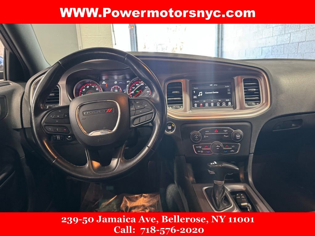 Used 2022 Dodge Charger SXT RWD image 14
