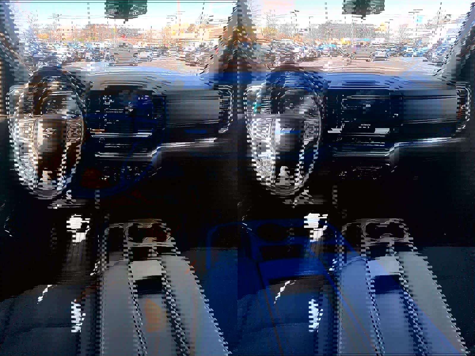 Used 2023 Chevrolet Silverado 1500 LT image 20