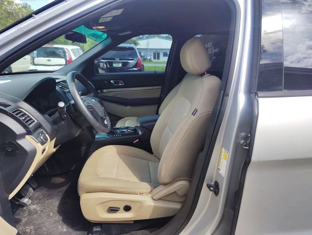 Used 2016 Ford Explorer 4WD image 10