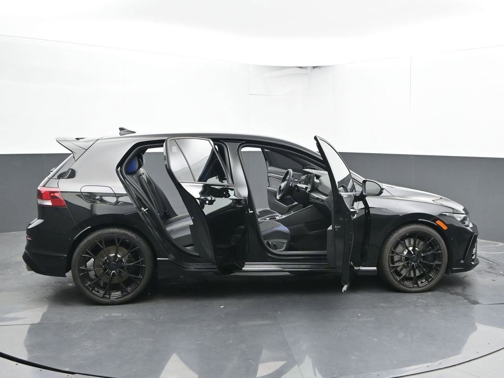 Used 2025 Volkswagen Golf R Black Edition image 60