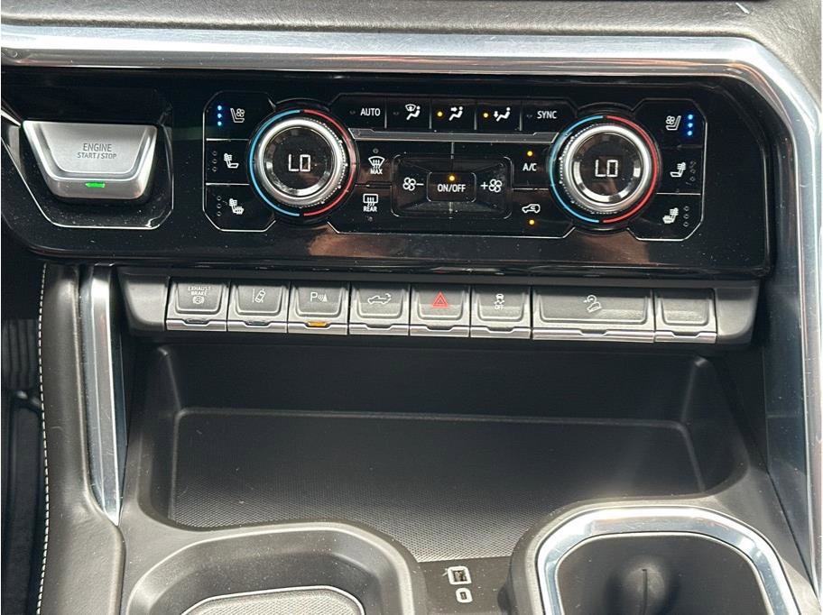 Used 2024 GMC Sierra 2500 Denali Ultimate w/ Max Trailering Package image 21