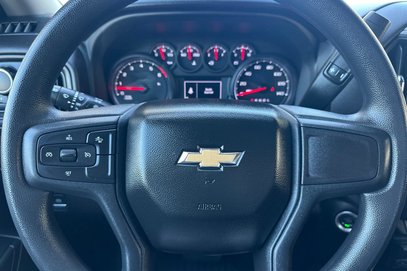 Used 2025 Chevrolet Silverado 2500 Custom w/ Z71 Off-Road Package AWD/4WD image 21