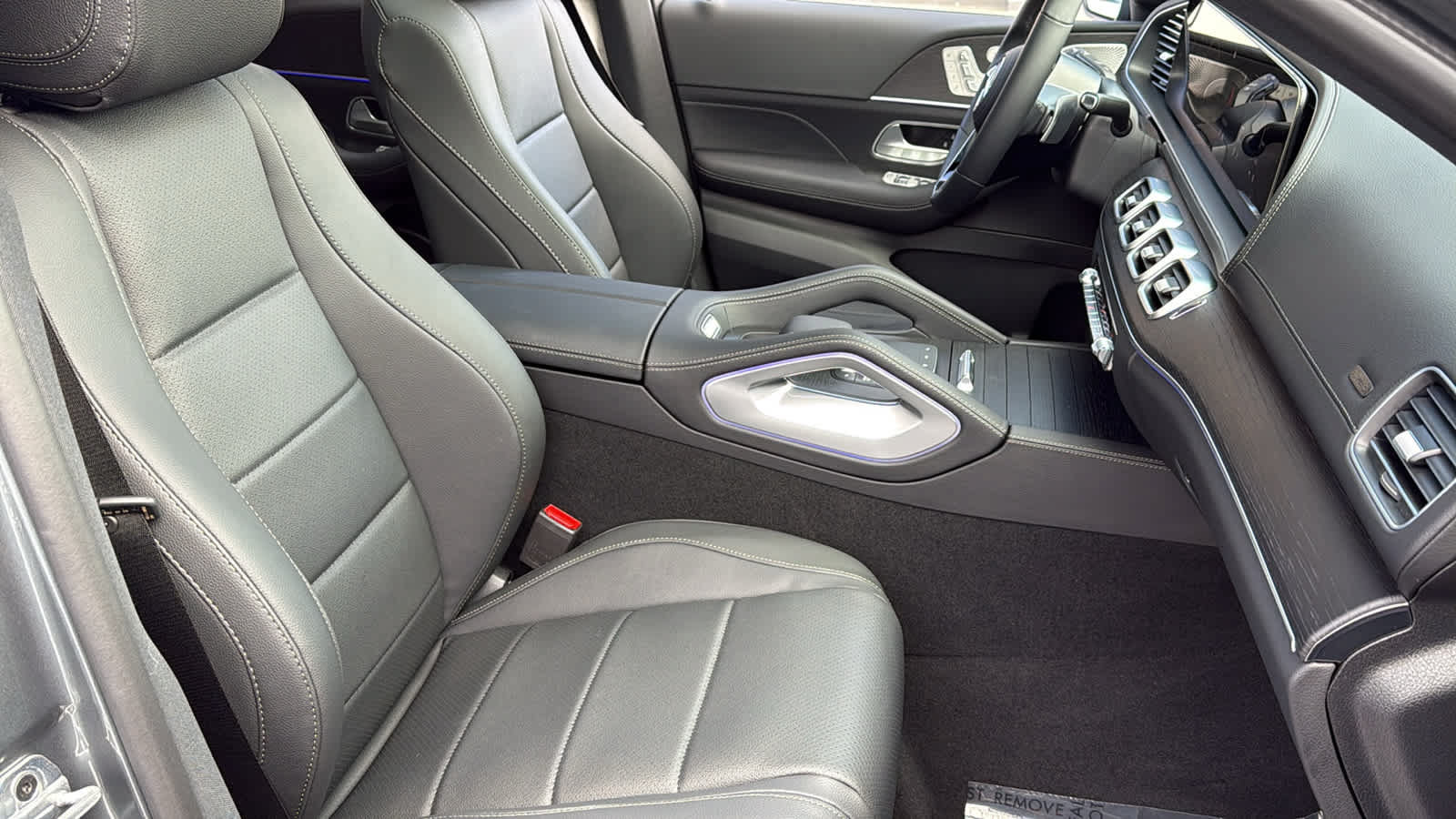 New 2026 Mercedes-Benz GLE 450 4MATIC Coupe image 37