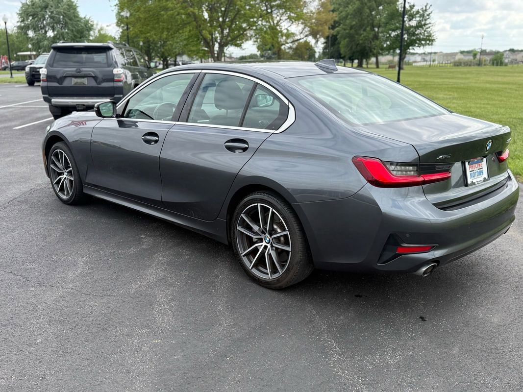 Used 2021 BMW 330i xDrive Sedan AWD/4WD image 6