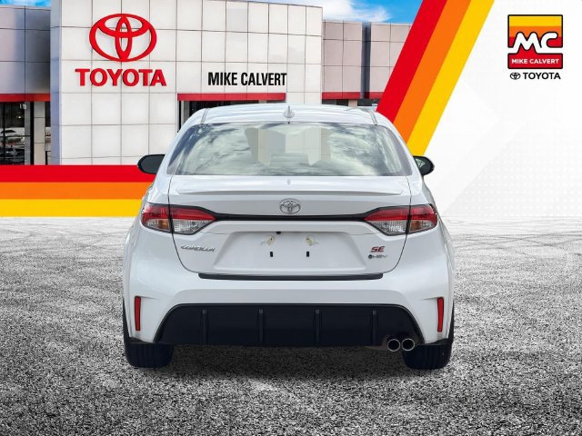 Certified 2026 Toyota Corolla SE w/ SE Premium Package AWD/4WD image 7