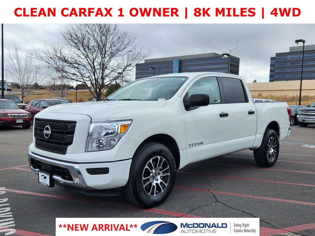 Used 2024 Nissan Titan SV image 1