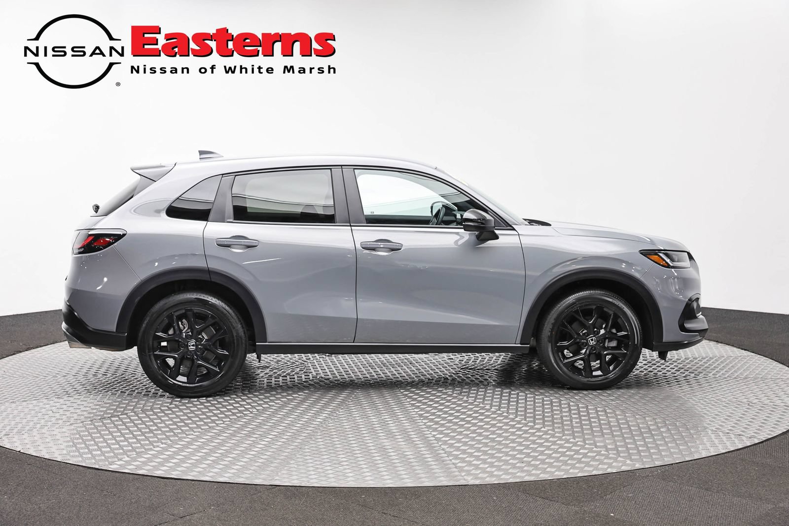 Used 2025 Honda HR-V Sport image 4