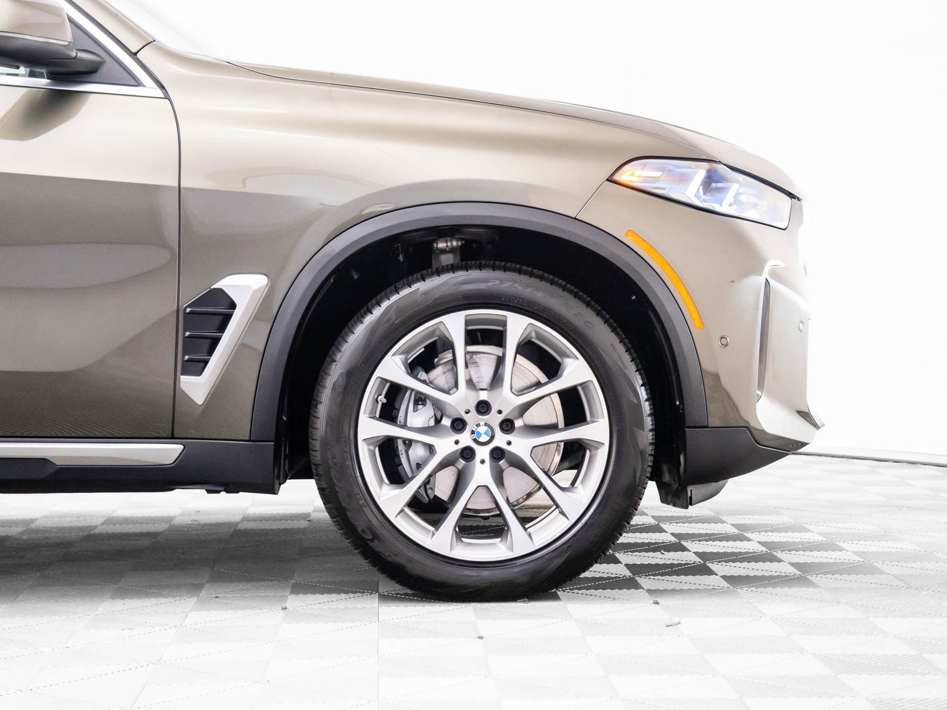 Certified 2025 BMW X5 xDrive40i w/ Premium Package image 34