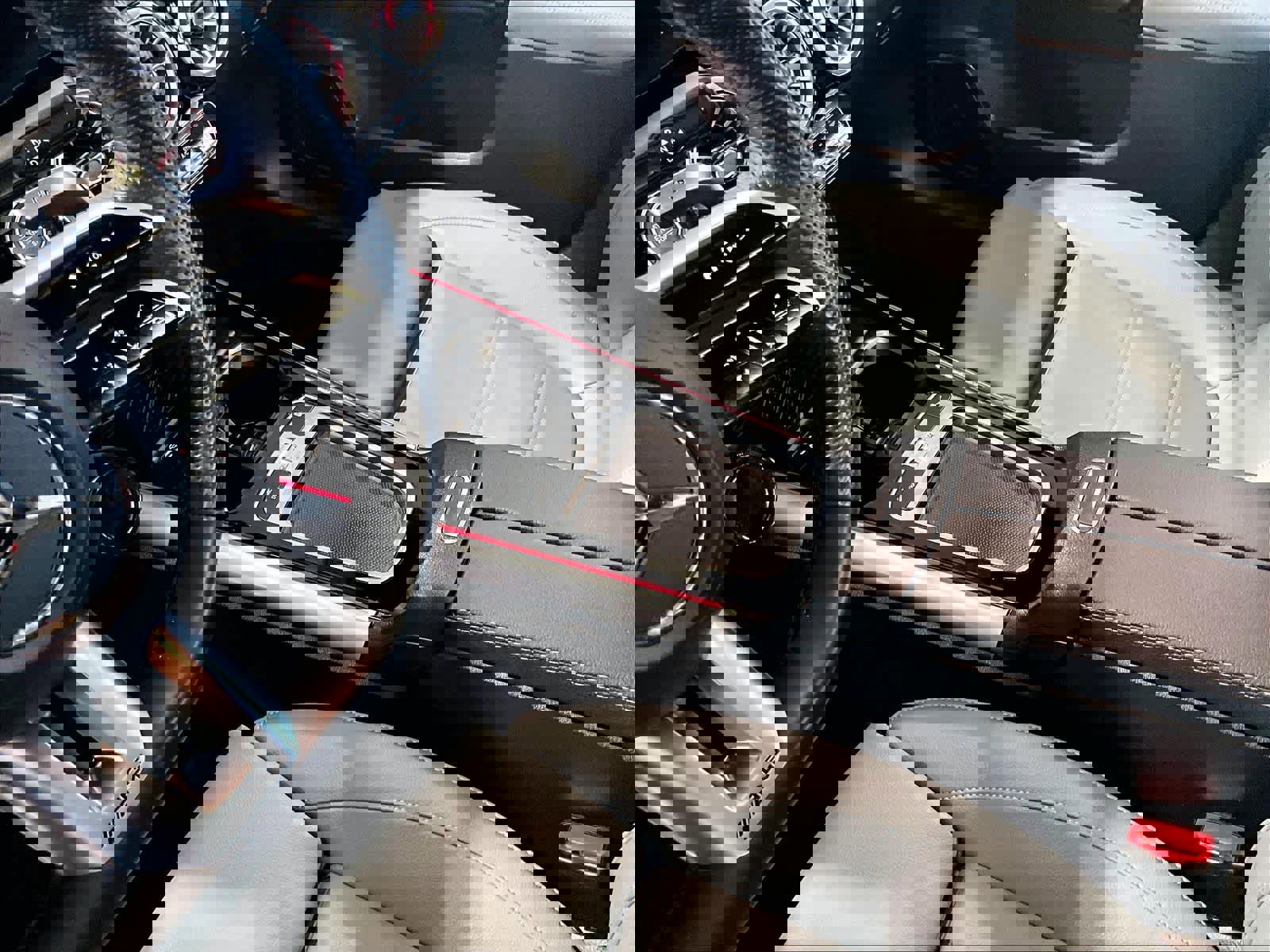 Used 2025 Mercedes-Benz GLA 35 AMG 4MATIC image 20