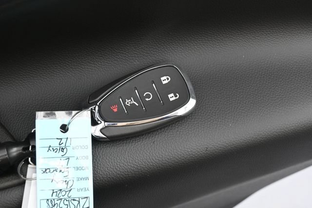 Used 2024 Chevrolet Equinox LT FWD image 36