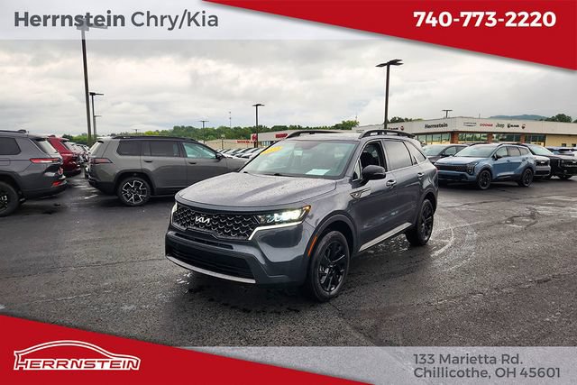 Used 2022 Kia Sorento S w/ Panoramic Sunroof Package AWD/4WD image 3