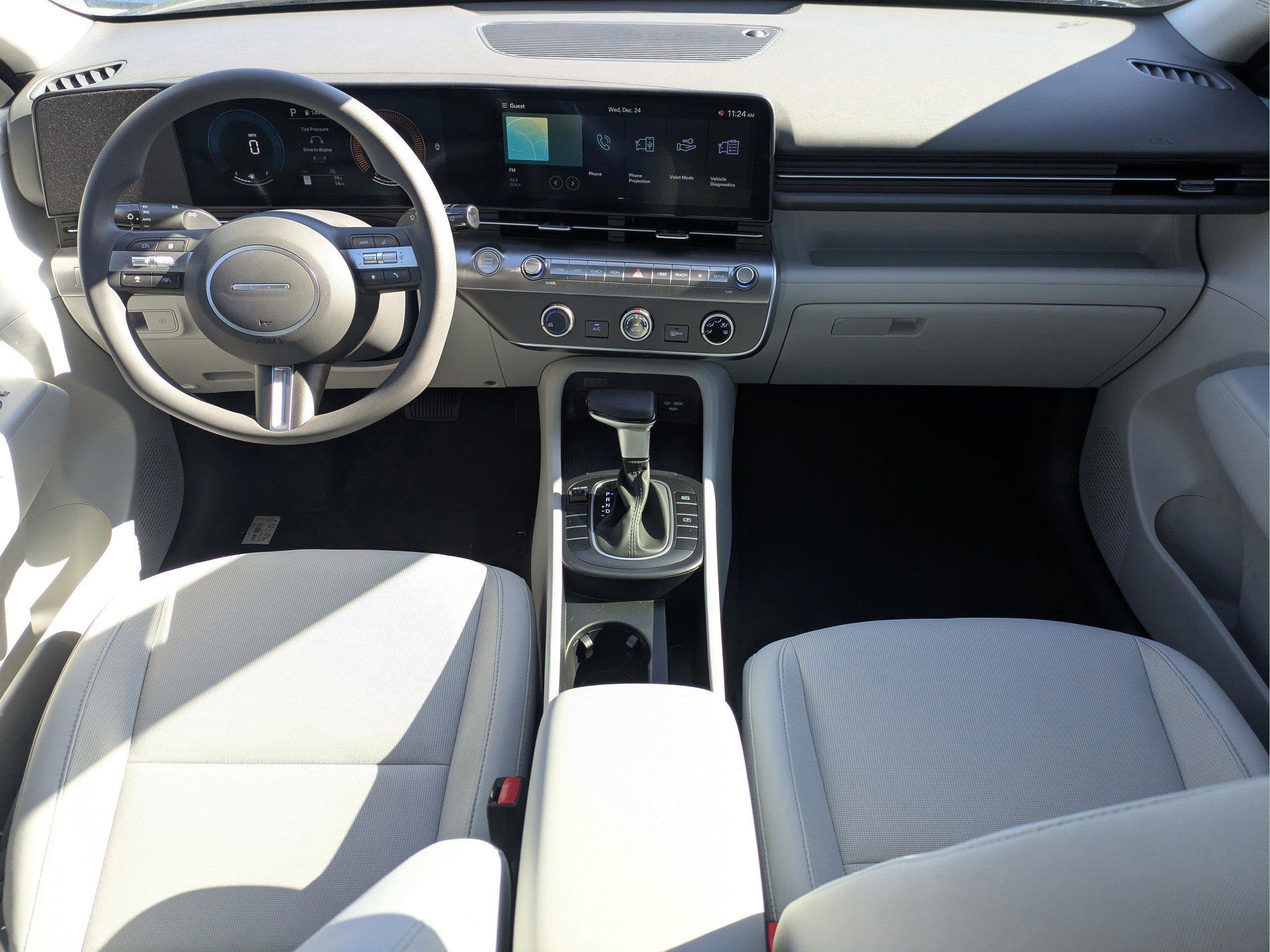 New 2026 Hyundai Kona SE image 14