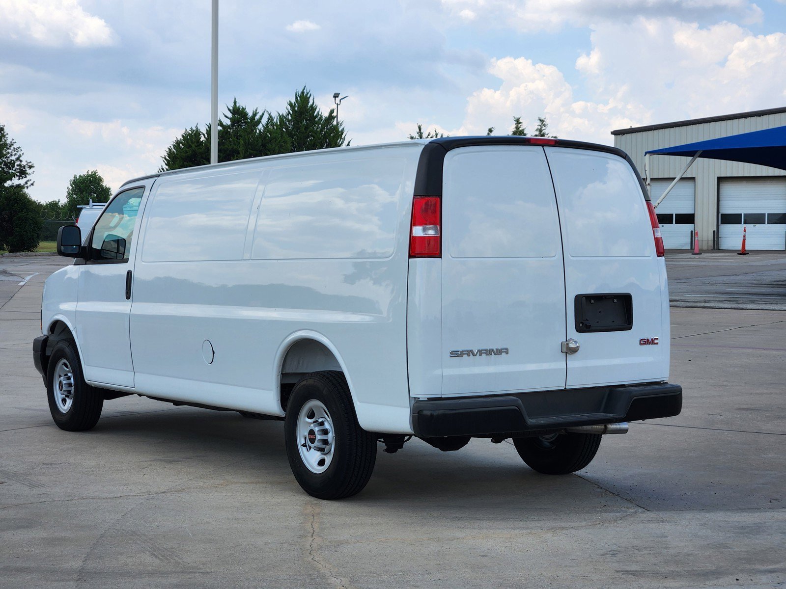 New 2025 GMC Savana 2500 Extended w/ Driver Convenience Package image 3