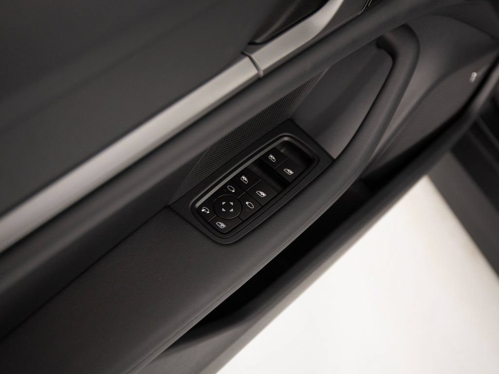 New 2026 Porsche Taycan 4S AWD/4WD image 14