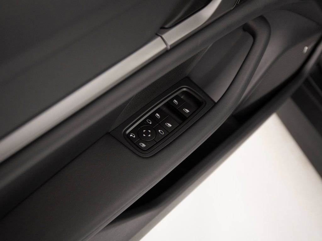 New 2026 Porsche Taycan 4S image 14