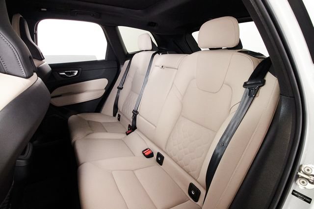 Certified 2026 Volvo XC60 B5 Plus AWD/4WD image 21