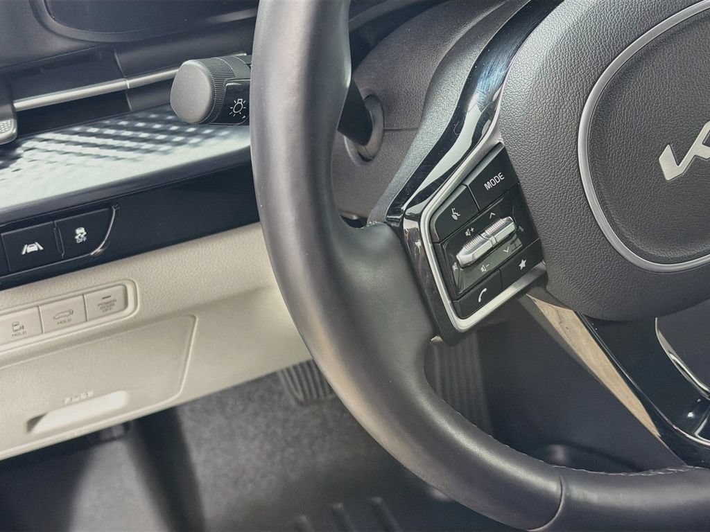 Used 2024 Kia Carnival SX Prestige FWD image 10