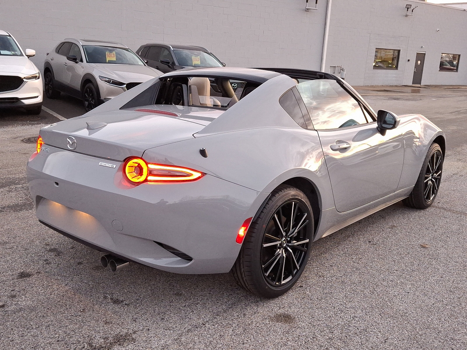New 2024 MAZDA MX-5 Miata RF Grand Touring image 6