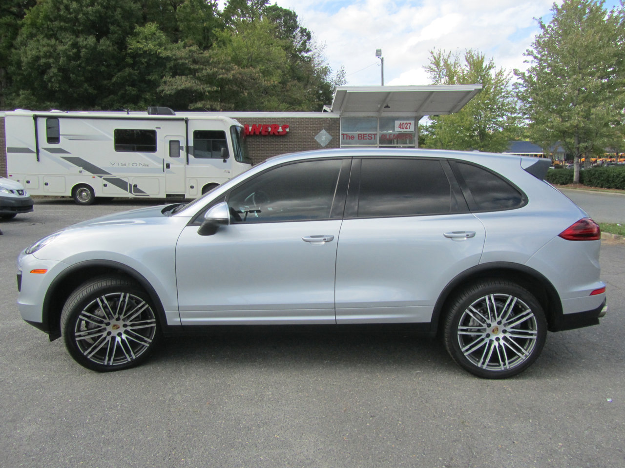 Used 2016 Porsche Cayenne S w/ Premium Plus Package image 8