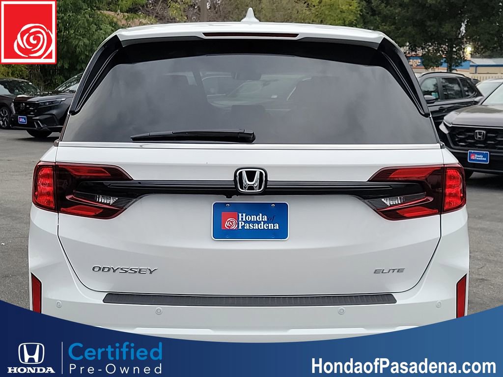 Certified 2026 Honda Odyssey Elite image 3