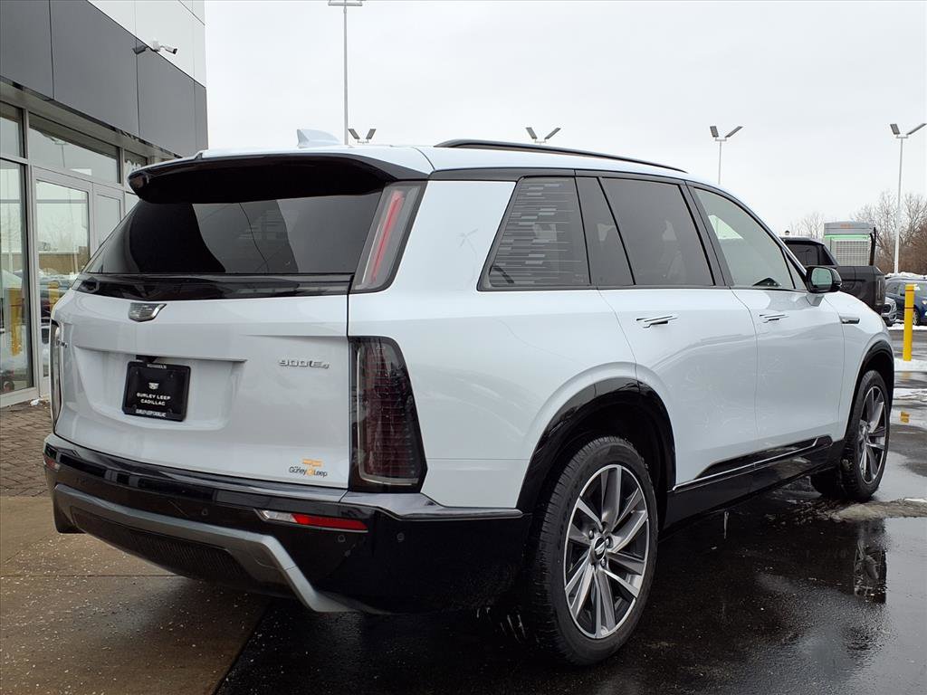 New 2026 Cadillac Vistiq Sport image 11