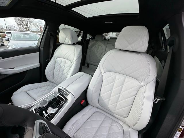 New 2026 BMW X6 xDrive40i image 29