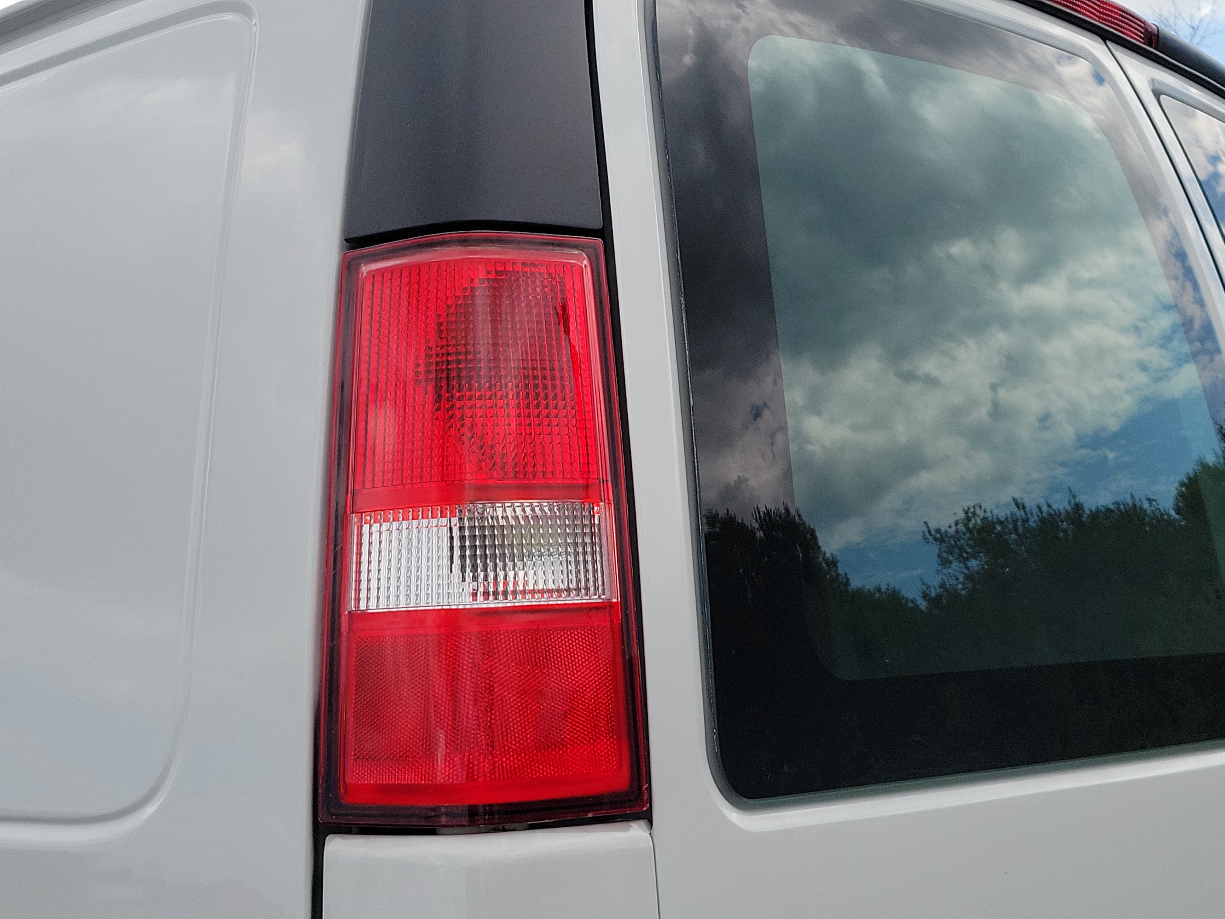 Used 2025 GMC Savana 2500 w/ Driver Convenience Package RWD image 11