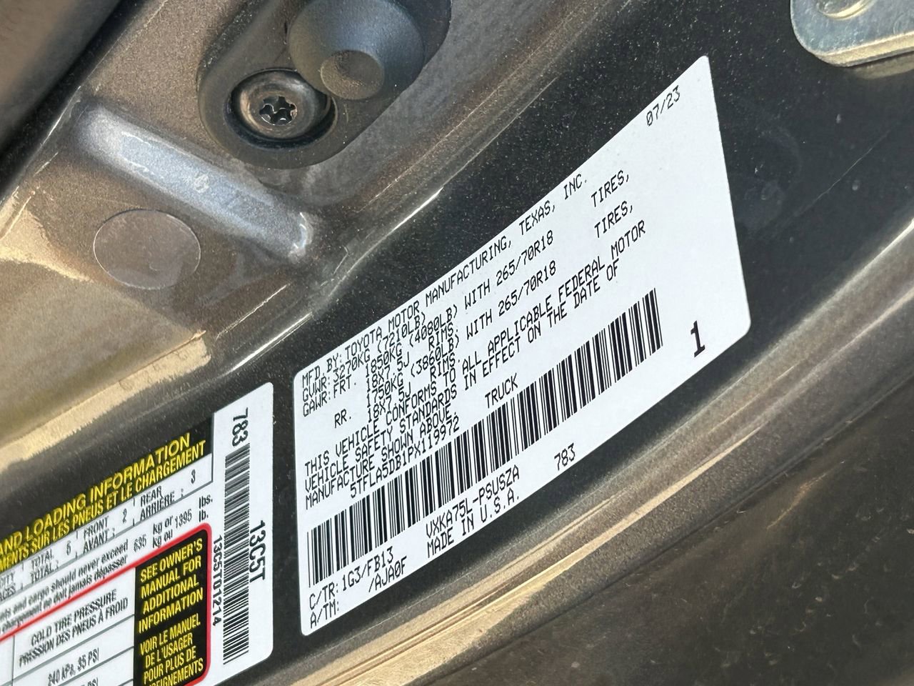Used 2023 Toyota Tundra SR5 w/ SR5 Convenience Package AWD/4WD image 12