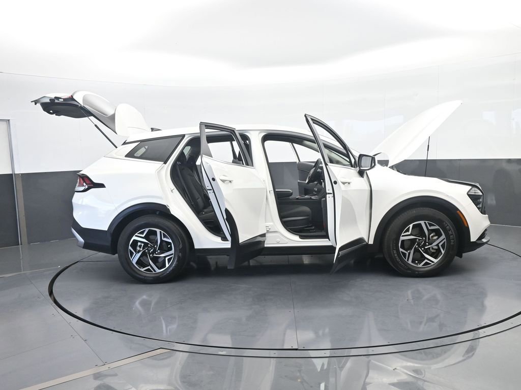 Used 2024 Kia Sportage LX FWD image 68