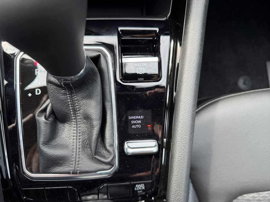 New 2026 Jeep Compass Latitude AWD/4WD image 19