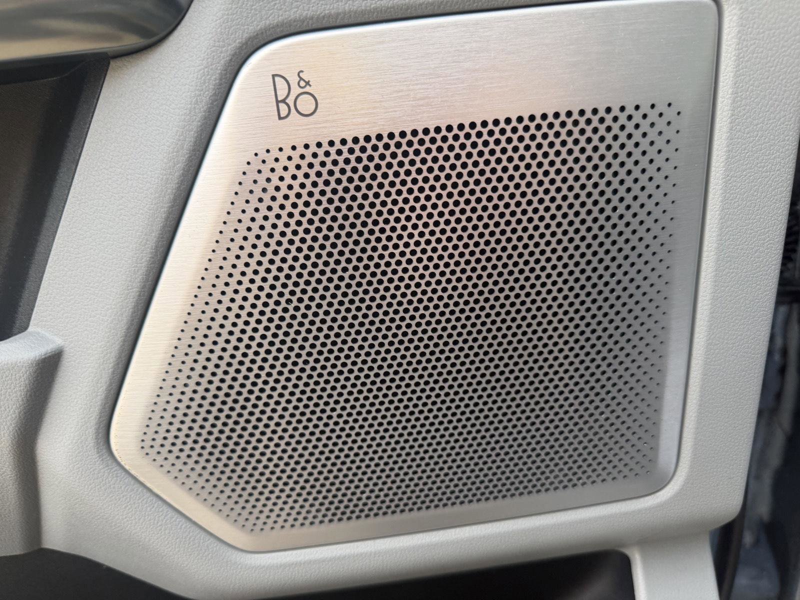 Used 2023 Ford F150 Limited image 14