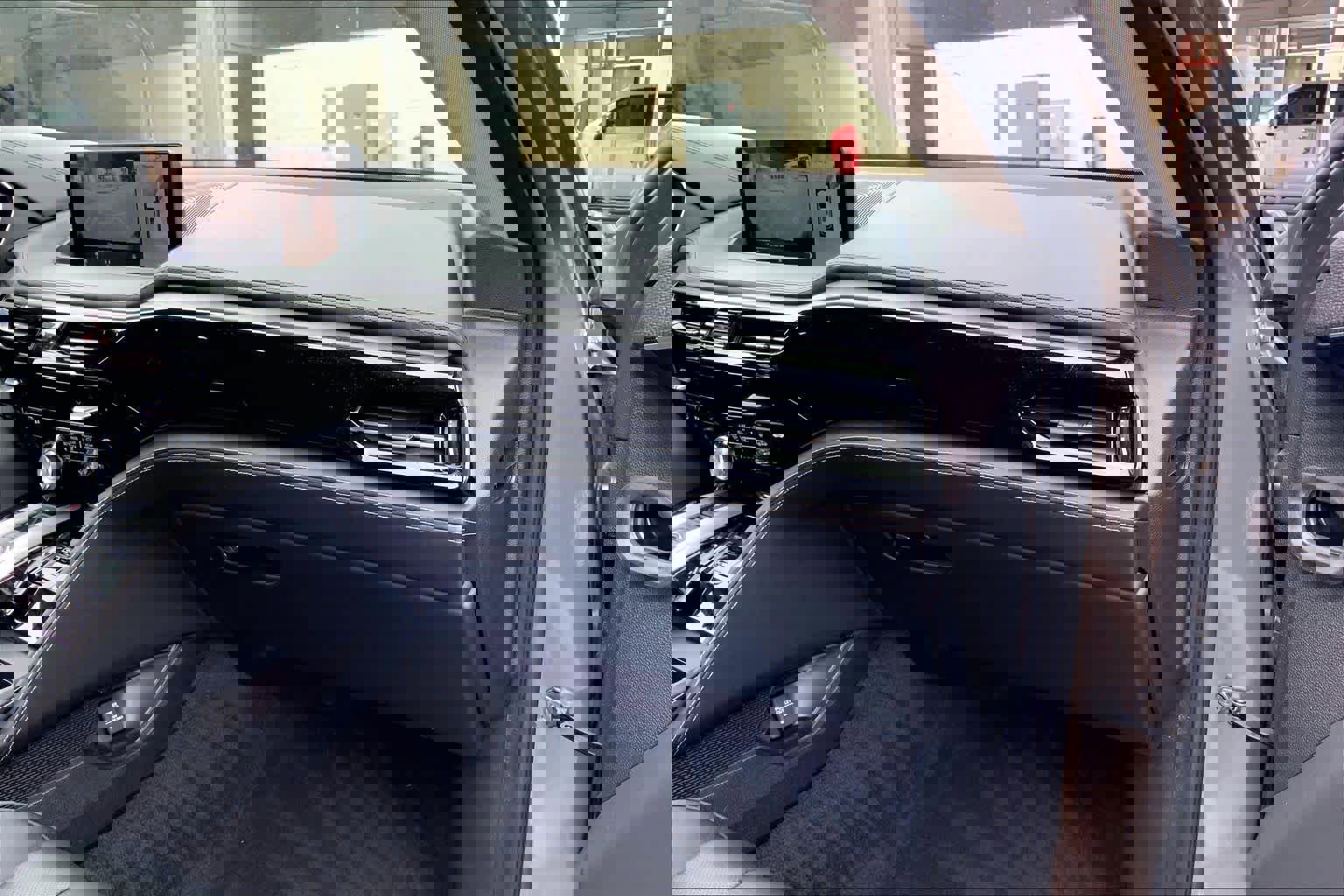 Used 2023 Acura MDX SH-AWD w/ Advance Package image 18