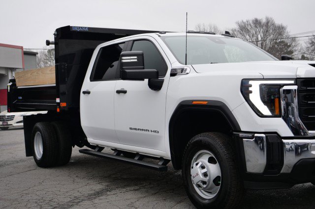 Used 2024 GMC Sierra 3500 Pro w/ Convenience Package AWD/4WD image 39