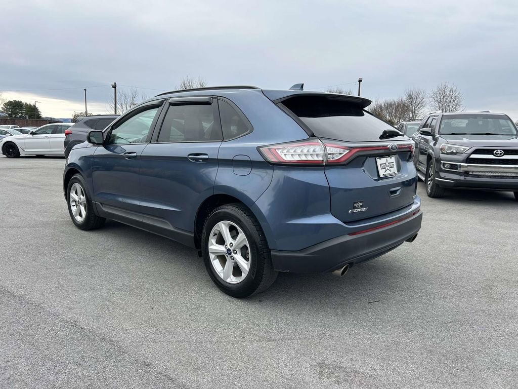 Used 2018 Ford Edge SE image 5