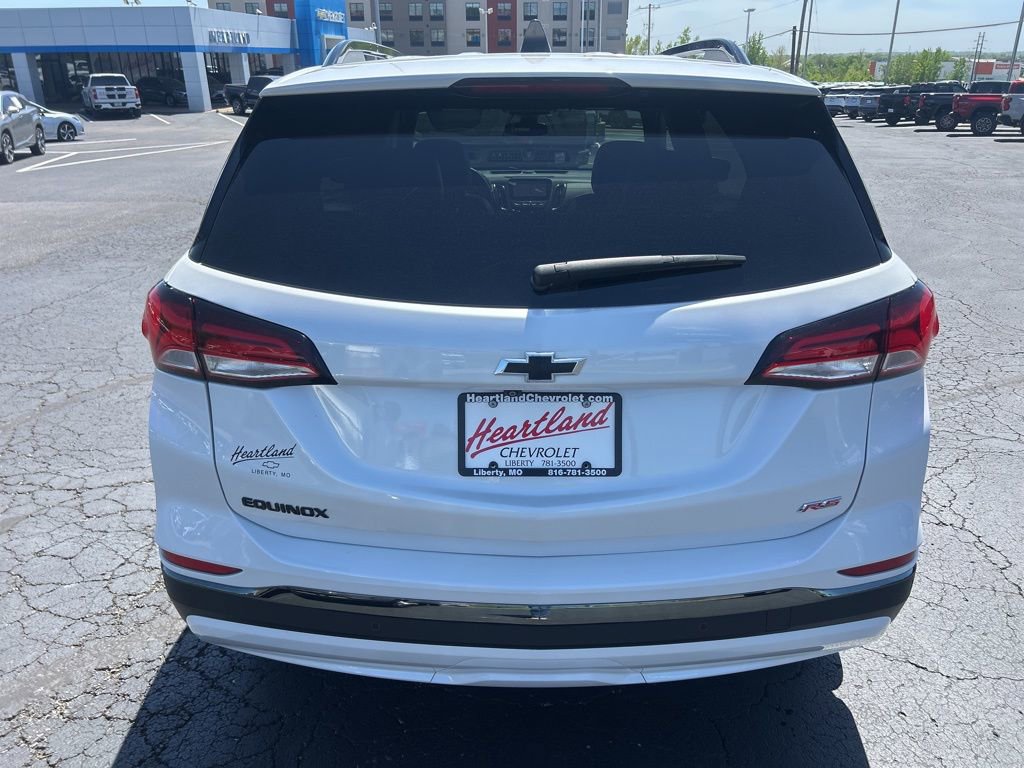 Used 2023 Chevrolet Equinox RS w/ RS Leather Package FWD image 6