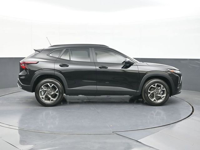 New 2026 Chevrolet Trax LT w/ Driver Confidence Package FWD image 16