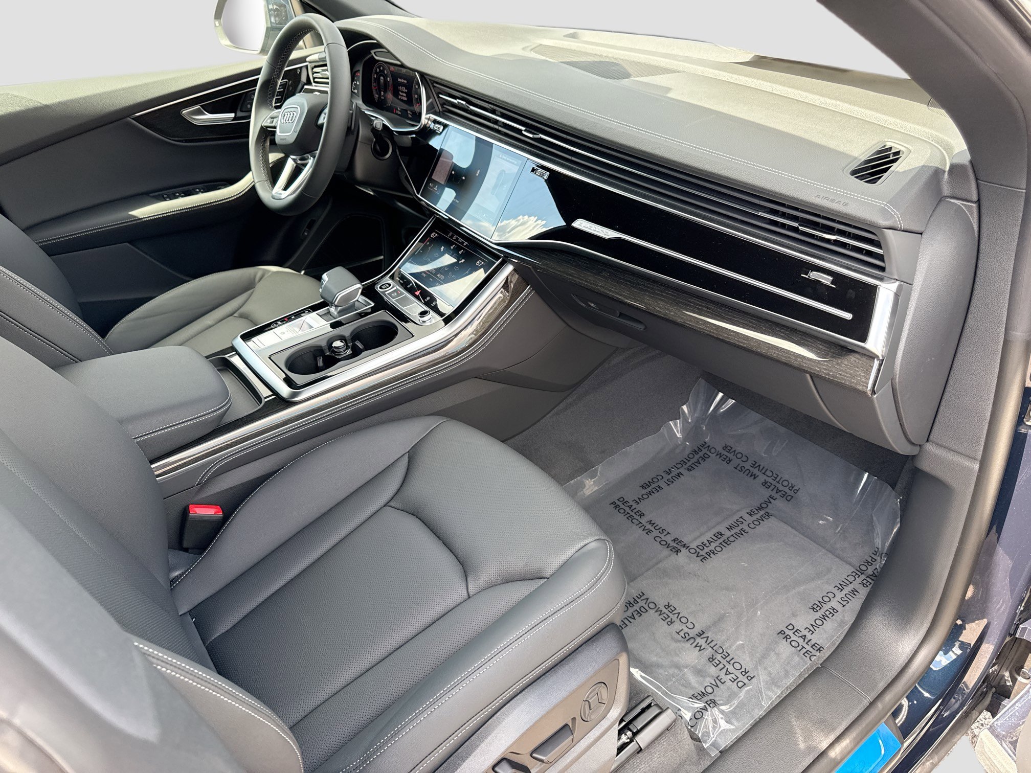 New 2026 Audi Q8 Premium Plus image 14