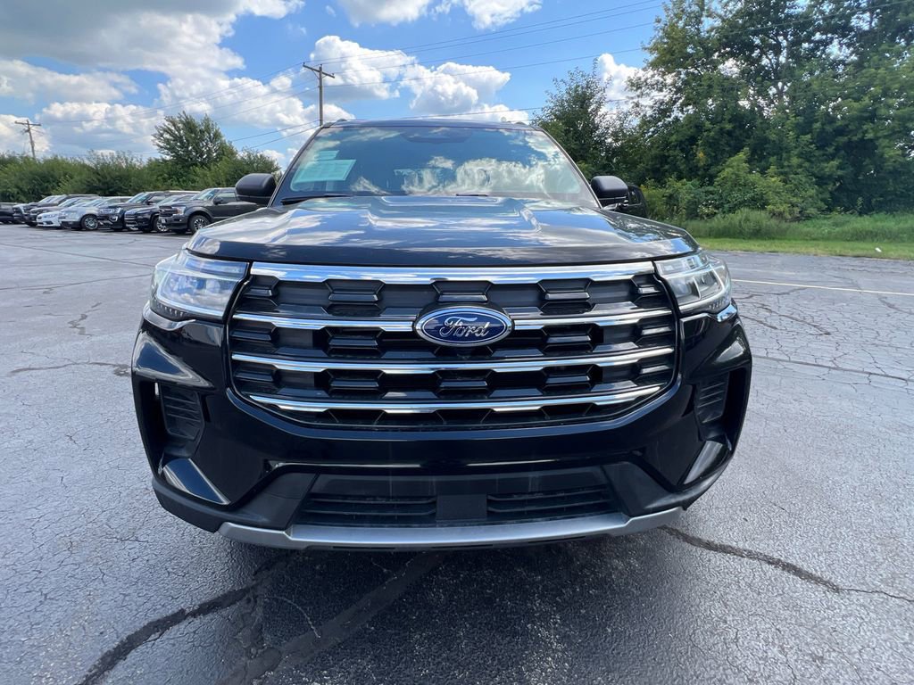 Used 2025 Ford Explorer Active image 39