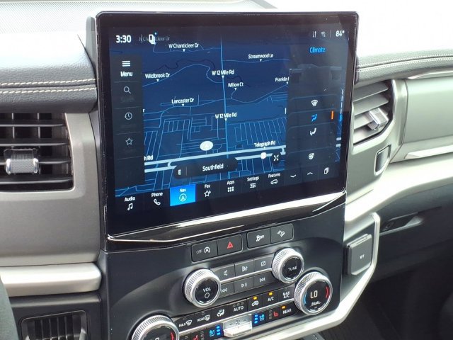 Used 2024 Ford Expedition XLT AWD/4WD image 28