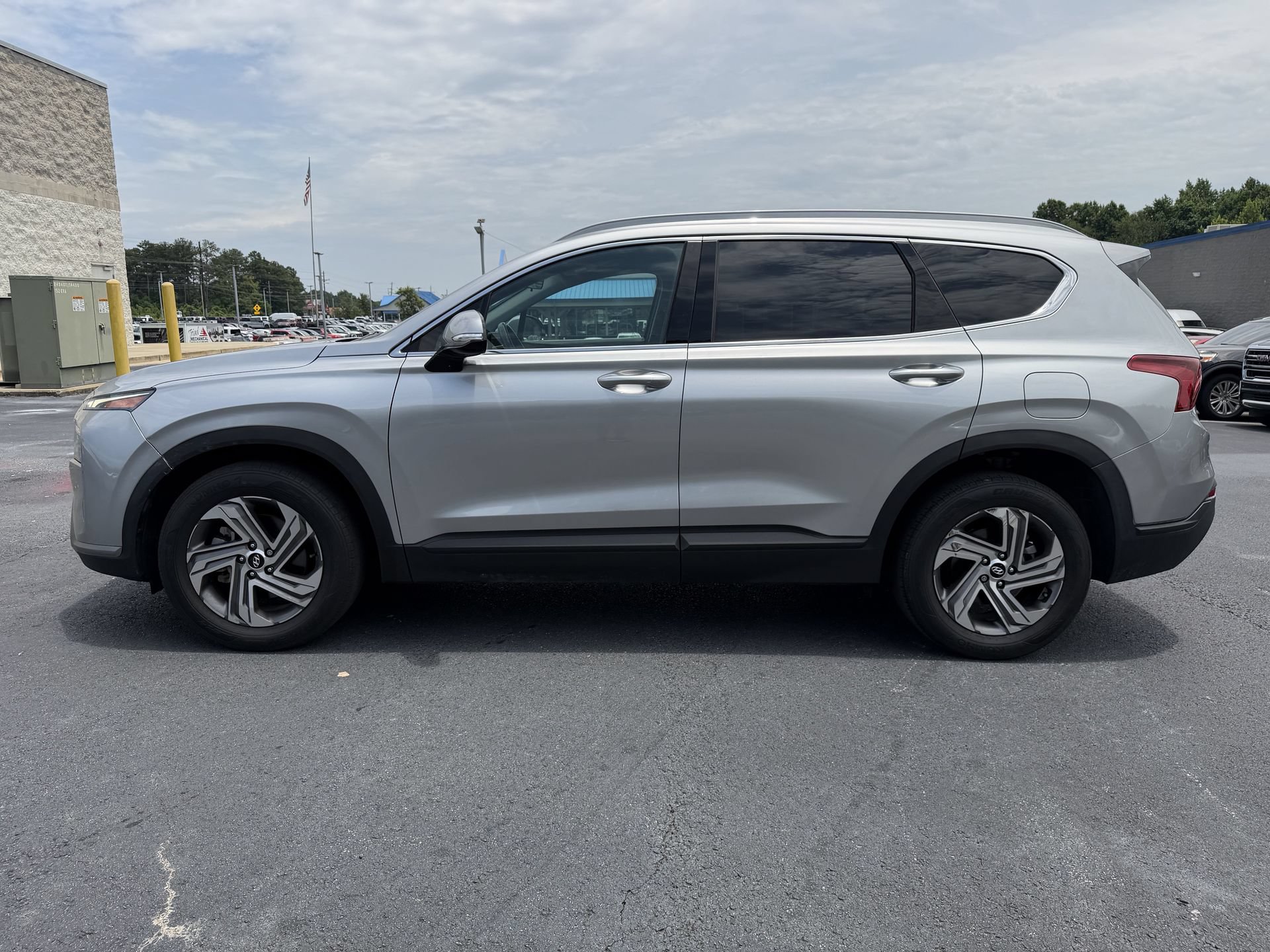 Used 2023 Hyundai Santa Fe SEL FWD image 14