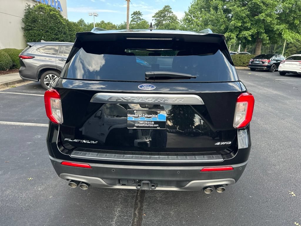 Used 2023 Ford Explorer Platinum w/ Technology Package AWD/4WD image 4