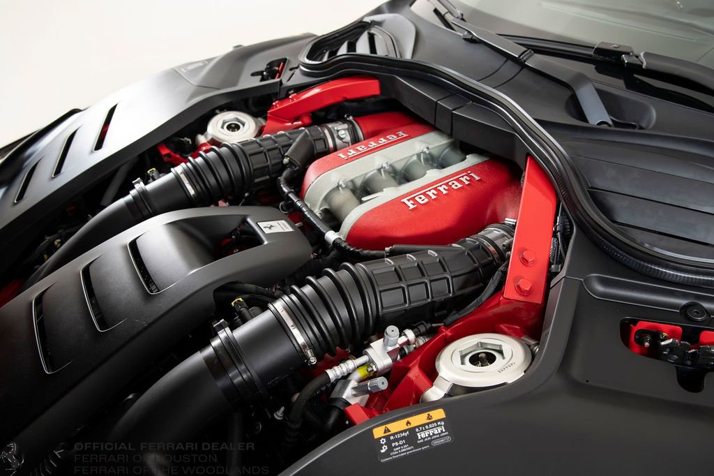 Used 2026 Ferrari Purosangue AWD/4WD image 38